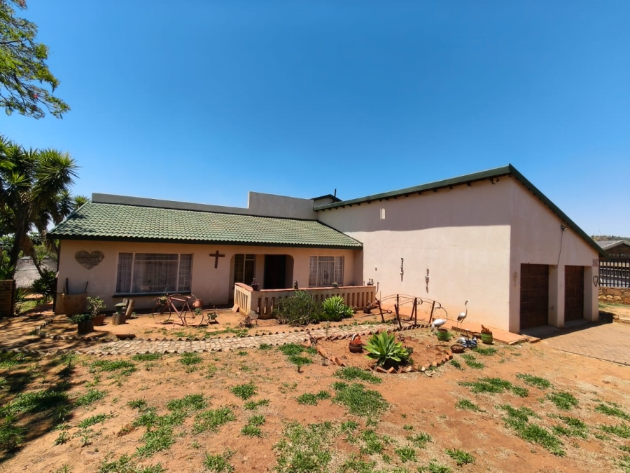 5 Bedroom Property for Sale in Cashan North West